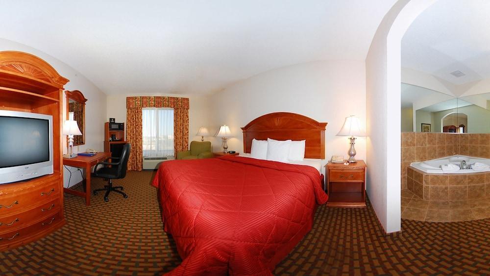 Garner Hotel Oklahoma City - Quail Springs By Ihg Exterior photo
